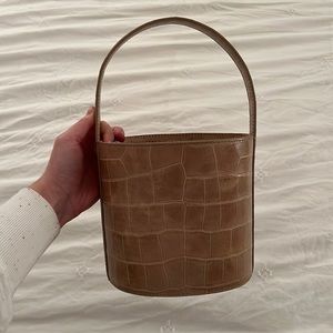 Perfect condition STAUD bucket bag (no strap)